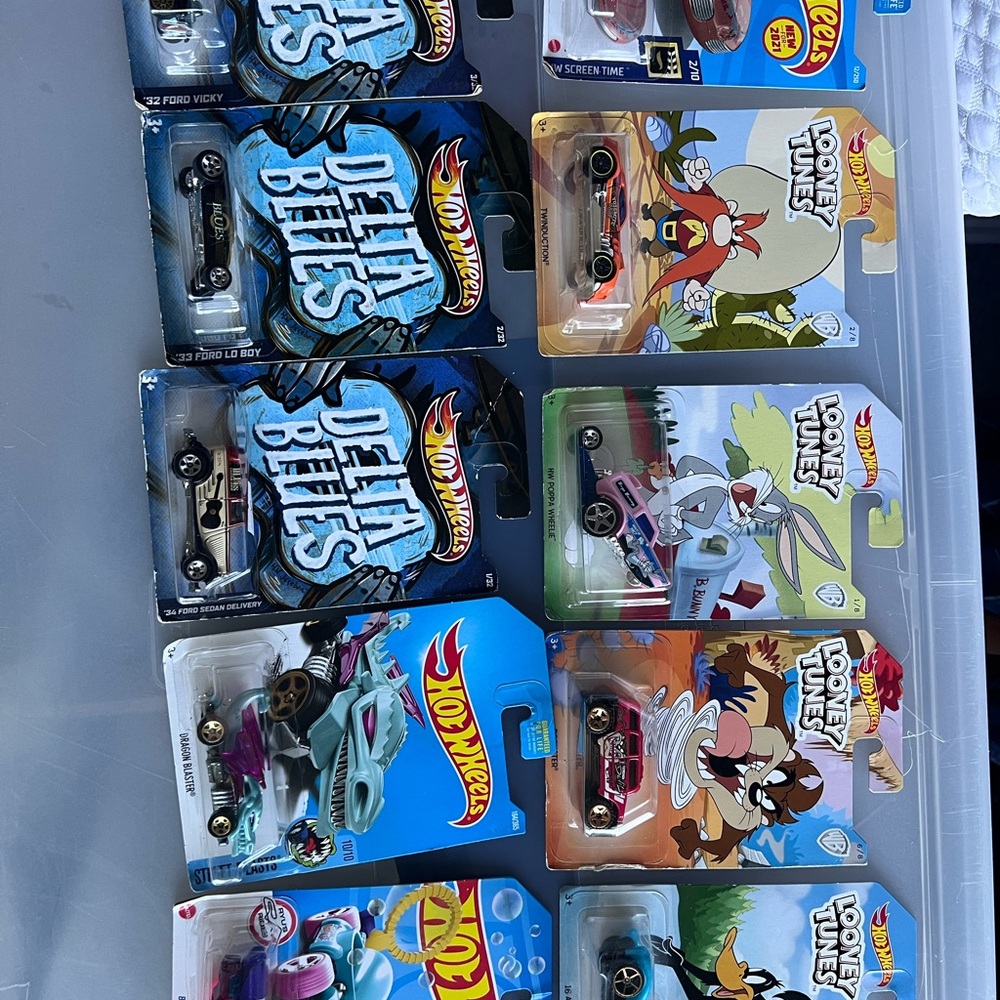Hot Wheels Cars Lot 33 New In Pack Read Description